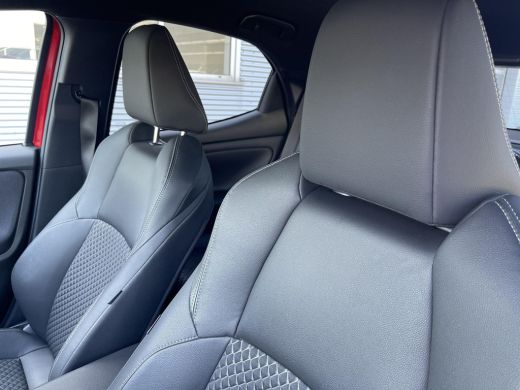 Toyota Yaris 1.5 Hybrid Executive ActivLease financial lease