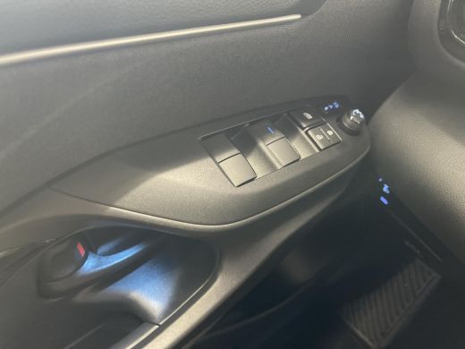 Toyota Yaris 1.5 Hybrid Executive ActivLease financial lease