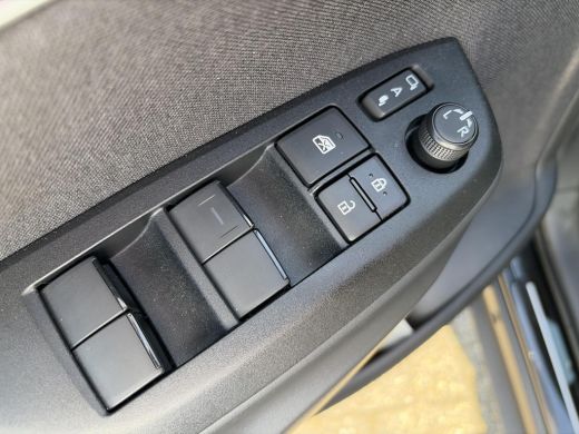 Toyota Yaris Cross 1.5 Hybrid 130 Dynamic Comfort Pack ActivLease financial lease