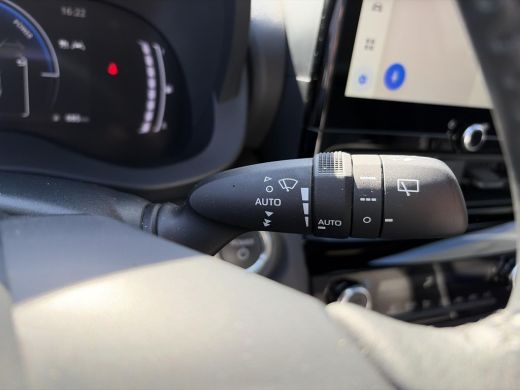 Toyota Yaris Cross 1.5 Hybrid 130 Dynamic Comfort Pack ActivLease financial lease