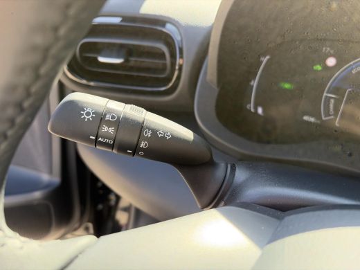 Toyota Yaris Cross 1.5 Hybrid 130 Dynamic Comfort Pack ActivLease financial lease