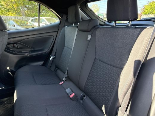 Toyota Yaris Cross 1.5 Hybrid Dynamic | Navigatie | Apple CarPlay/Android auto | Achteruitrijcamera ActivLease financial lease