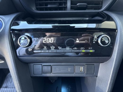 Toyota Yaris Cross 1.5 Hybrid Dynamic | Navigatie | Apple CarPlay/Android auto | Achteruitrijcamera ActivLease financial lease