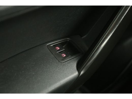 Volkswagen Caddy 2.0 TDI L2H1 102PK | Airco | Cruise | Parkeersens. | Kasten ActivLease financial lease