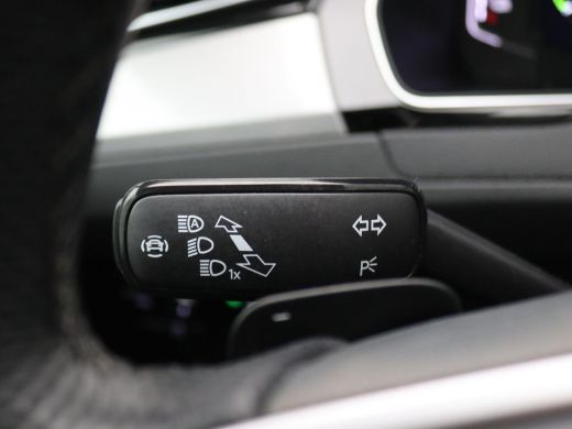 Volkswagen Passat Variant 1.4 TSI PHEV GTE Business 218PK DSG SOH 89,87%, Full led, Trekhaak, Head-up display, Adap... ActivLease financial lease