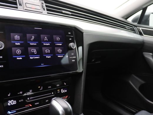 Volkswagen Passat Variant 1.4 TSI PHEV GTE Business 218PK DSG SOH 89,87%, Full led, Trekhaak, Head-up display, Adap... ActivLease financial lease