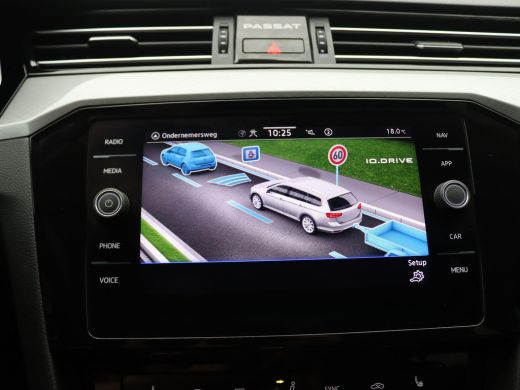 Volkswagen Passat Variant 1.4 TSI PHEV GTE Business 218PK DSG SOH 89,87%, Full led, Trekhaak, Head-up display, Adap... ActivLease financial lease