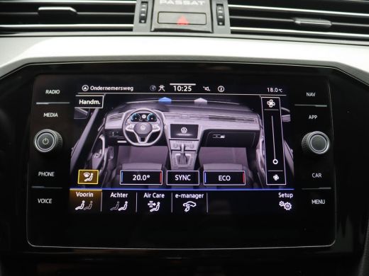 Volkswagen Passat Variant 1.4 TSI PHEV GTE Business 218PK DSG SOH 89,87%, Full led, Trekhaak, Head-up display, Adap... ActivLease financial lease