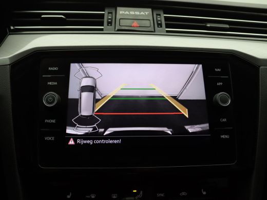 Volkswagen Passat Variant 1.4 TSI PHEV GTE Business 218PK DSG SOH 89,87%, Full led, Trekhaak, Head-up display, Adap... ActivLease financial lease