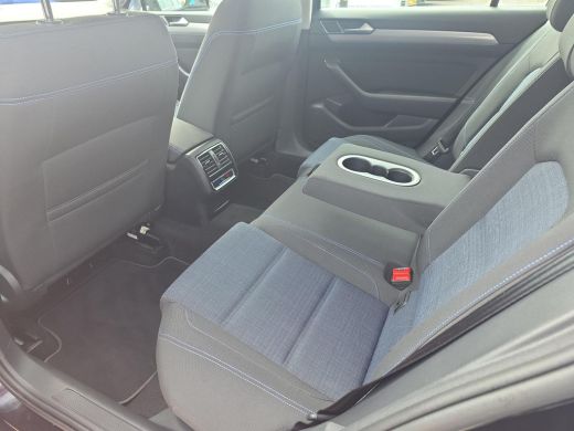 Volkswagen Passat Variant 1.4 TSI PHEV GTE Business | Trekhaak | Lane assist | A.cam | App connect | ActivLease financial lease