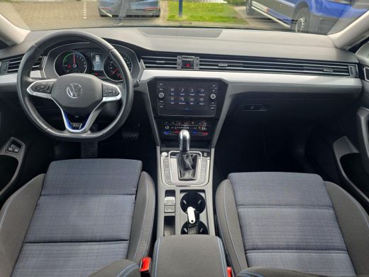 Volkswagen Passat Variant 1.4 TSI PHEV GTE Business | Trekhaak | Lane assist | A.cam | App connect | ActivLease financial lease