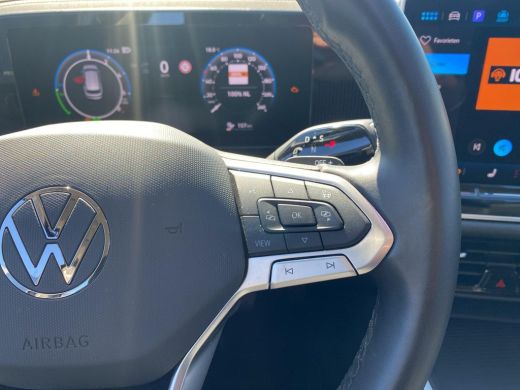 Volkswagen Passat Variant 1.5 eHybrid Business | PHEV | 218 Pk | Trekhaak | Massage stoelen | HUD | ACC | ActivLease financial lease