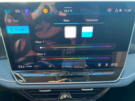 Volkswagen Passat Variant 1.5 eHybrid Business | PHEV | 218 Pk | Trekhaak | Massage stoelen | HUD | ACC | ActivLease financial lease