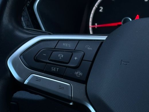 Volkswagen T-Cross 1.0 TSI 110 pk Style | Parkeersensoren | Cruise control adaptief | Navigatie | ActivLease financial lease