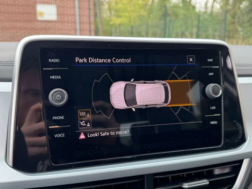 Volkswagen T-Roc TSI 115PK LIFE GOAL EDITION VIRTUAL/NAVI/ACC/STOELVERW. ActivLease financial lease