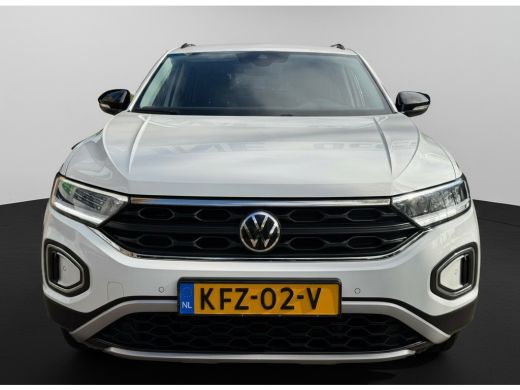 Volkswagen T-Roc TSI 115PK LIFE GOAL EDITION VIRTUAL/NAVI/ACC/STOELVERW. ActivLease financial lease