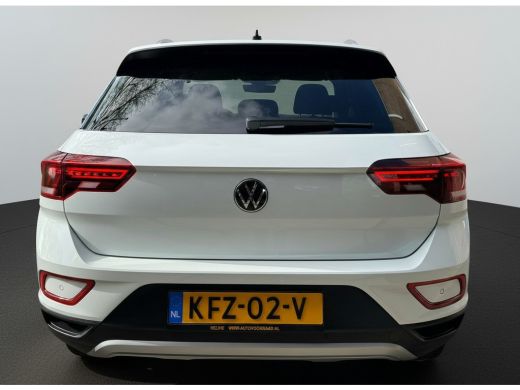 Volkswagen T-Roc TSI 115PK LIFE GOAL EDITION VIRTUAL/NAVI/ACC/STOELVERW. ActivLease financial lease