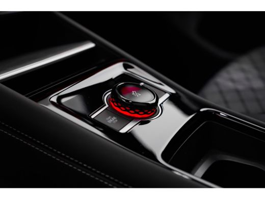 Volkswagen Tiguan 272PK R-Line Edition Oryx White | Trekhaak | Panorama | 360 Camera ActivLease financial lease