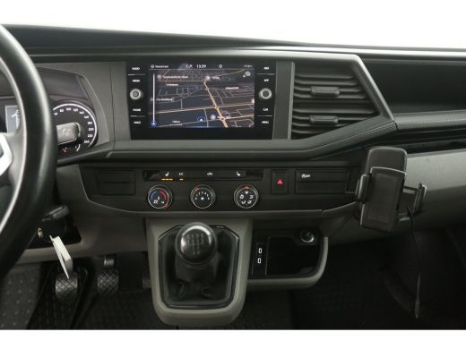 Volkswagen Transporter 2.0 TDI L1H1 | Airco | Camera | Carplay | Navi | Parkeersens. ActivLease financial lease