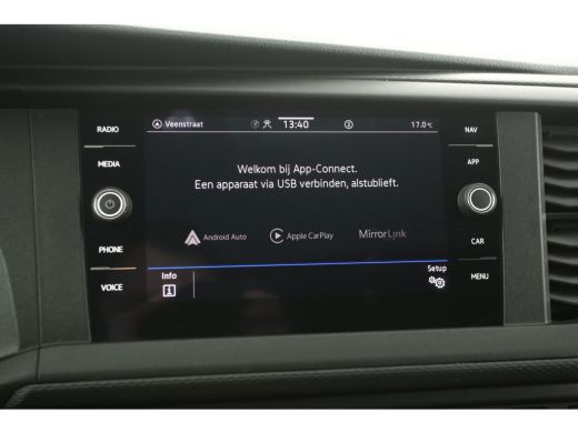 Volkswagen Transporter 2.0 TDI L1H1 | Airco | Camera | Carplay | Navi | Parkeersens. ActivLease financial lease