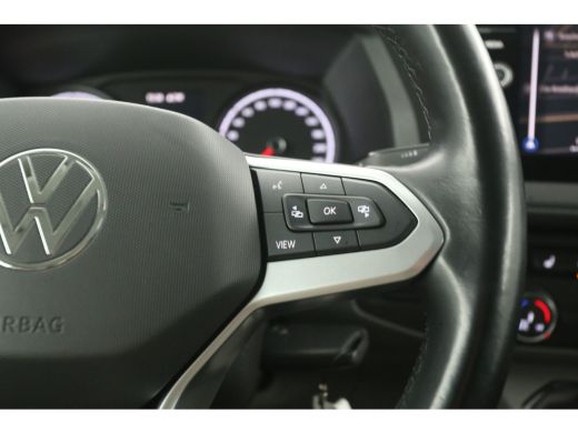 Volkswagen Transporter 2.0 TDI L1H1 | Airco | Camera | Carplay | Navi | Parkeersens. ActivLease financial lease