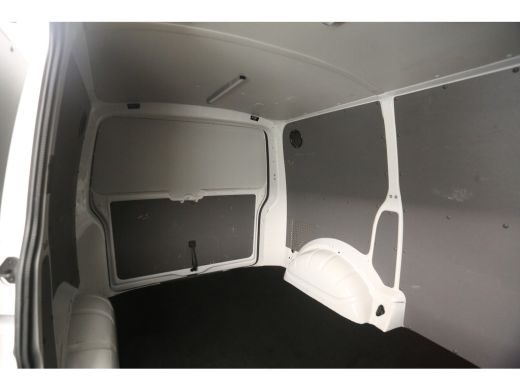 Volkswagen Transporter 2.0 TDI L1H1 | Airco | Camera | Carplay | Navi | Parkeersens. ActivLease financial lease