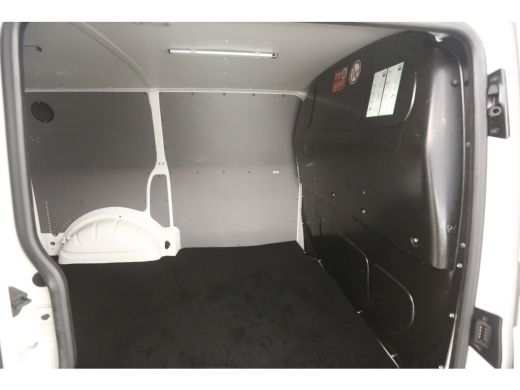 Volkswagen Transporter 2.0 TDI L1H1 | Airco | Camera | Carplay | Navi | Parkeersens. ActivLease financial lease