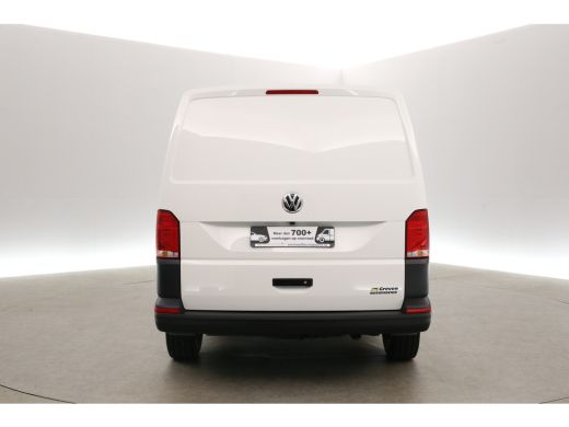 Volkswagen Transporter 2.0 TDI L1H1 | Airco | Camera | Carplay | Navi | Parkeersens. ActivLease financial lease