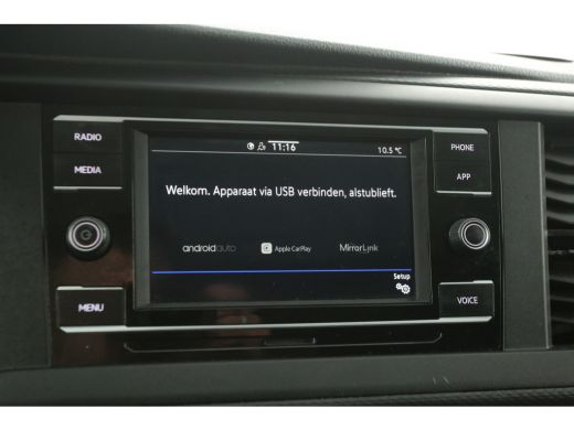 Volkswagen Transporter 2.0 TDI L1H1 | Airco | Cruise | 3 Zits | Camera | Carplay | LED ActivLease financial lease