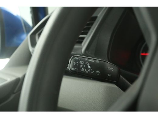 Volkswagen Transporter 2.0 TDI L1H1 | Airco | Cruise | 3 Zits | Camera | Carplay | LED ActivLease financial lease