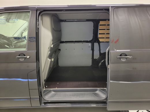 Volkswagen Transporter 2.0TDI 150pk Automaat Euro 6! ActivLease financial lease