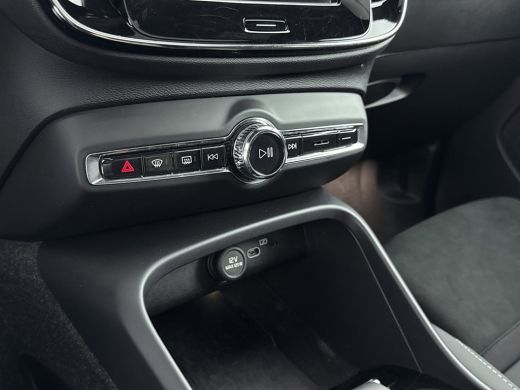 Volvo  C40 Recharge Twin Intro Edition 78 kWh | PDC V+A en 360 Camera | Elektrische achterklep | AWD | Panor... ActivLease financial lease