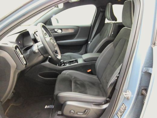 Volvo  C40 Recharge Twin Intro Edition 78 kWh | Trekhaak | PDC V+A en 360 Camera | Elektrische achterklep | ... ActivLease financial lease