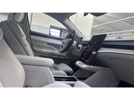 Volvo  ES90 Single Motor Extended Range Ultra 92 kWh | Park Pilot Assist |  Pilot Assist | Bowers & Wilkins a... ActivLease financial lease