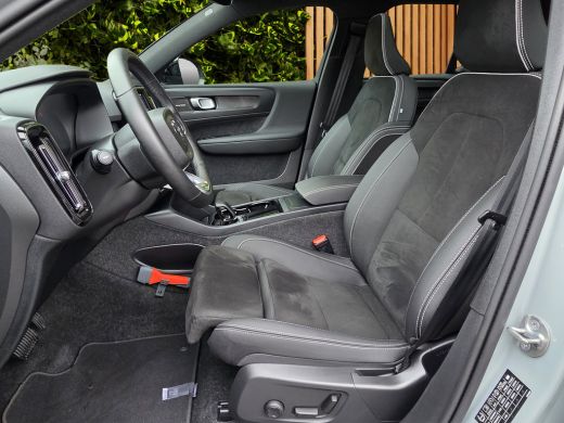 Volvo  EX40 Single Motor Extended Range Ultra 82 kWh | Trekhaak | 360 Cam | Harman/Kardon | Pano | Memory ActivLease financial lease