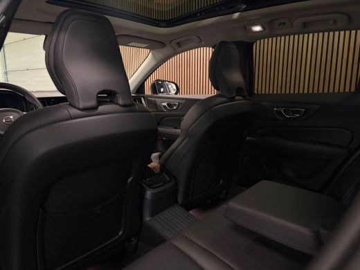 Volvo  V60 T6 AWD Recharge Ultra Dark | Trekhaak | Schuifdak | Head-Up Display | Harman Kardon | Adaptieve C... ActivLease financial lease
