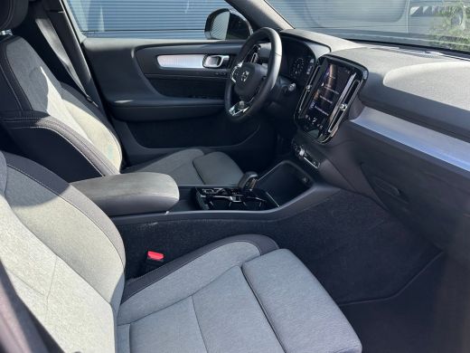 Volvo  XC40 1.5 T4 Recharge R-Design Expression | Harman/Kardon | Camera | Apple Carplay | Keyless | ActivLease financial lease