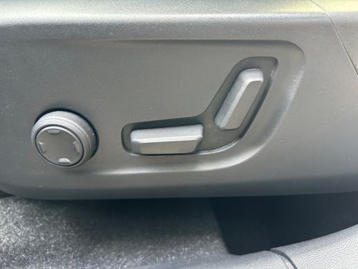 Volvo  XC40 1.5 T4 Recharge R-Design Expression | Harman/Kardon | Camera | Apple Carplay | Keyless | ActivLease financial lease