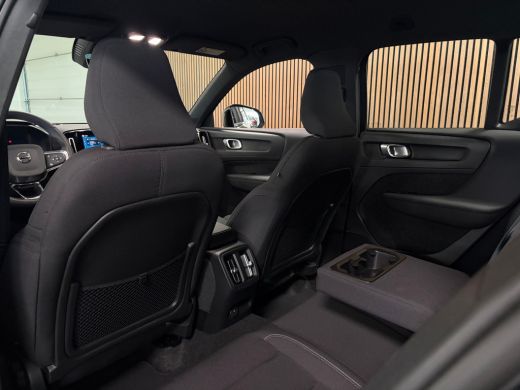 Volvo  XC40 Recharge Core 70 kWh | 95% SoH | Trekhaak | All Season Banden | Stoel en Stuurwielverwarming | Pa... ActivLease financial lease
