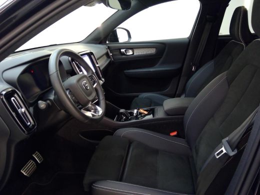 Volvo  XC40 Recharge Pro | Panoramadak | Camera | Adaptieve Cruise control | SoH 91% | Harman Kardon | LED | ... ActivLease financial lease