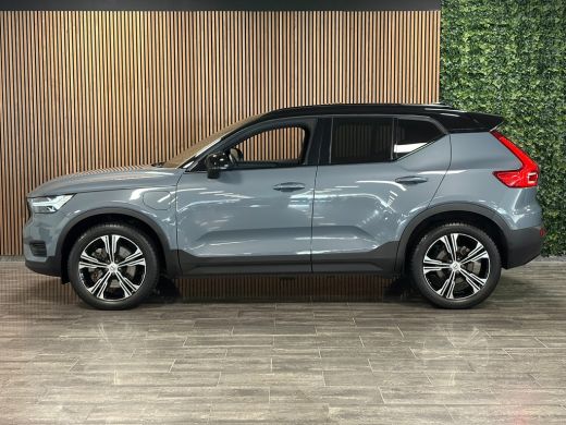 Volvo  XC40 T5 Recharge R-Design | Schuifdak | Trekhaak | Adaptieve Cruise Control | Stoel en Stuurwielverwar... ActivLease financial lease