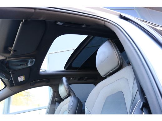 Volvo  XC60 2.0 T4 Inscription | Panorama dak | Stoel en stuur verwarming | Trekhaak | Navi | PDC V+A | Cruis... ActivLease financial lease