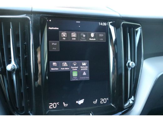 Volvo  XC60 2.0 T4 Inscription | Panorama dak | Stoel en stuur verwarming | Trekhaak | Navi | PDC V+A | Cruis... ActivLease financial lease