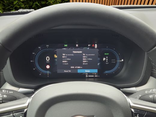 Volvo  XC60 2.0 T8 Plug-in hybrid AWD Ultra Black Edition | Bowers&Wilkins | Luchtvering | Trekhaak | Head-up... ActivLease financial lease