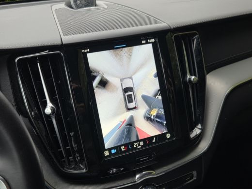 Volvo  XC60 2.0 T8 Plug-in hybrid AWD Ultra Black Edition | Bowers&Wilkins | Luchtvering | Trekhaak | Head-up... ActivLease financial lease