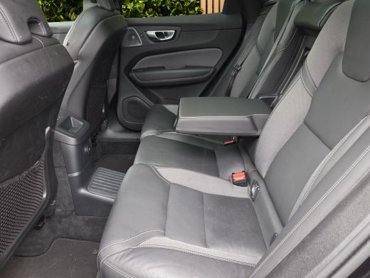 Volvo  XC60 2.0 T8 Plug-in hybrid AWD Ultra Black Edition | Bowers&Wilkins | Luchtvering | Trekhaak | Head-up... ActivLease financial lease