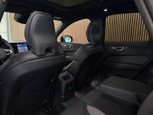 Volvo  XC60 T8 AWD Recharge Ultra Black Edition | Luchtvering | Trekhaak | 360&deg; Camera | 455pk | Head-Up Disp... ActivLease financial lease