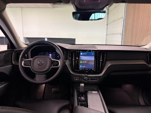 Volvo  XC60 T8 AWD Recharge Ultra Dark | Luchtvering | Trekhaak | 360 Camera | Head-Up Display | 455pk | Harm... ActivLease financial lease