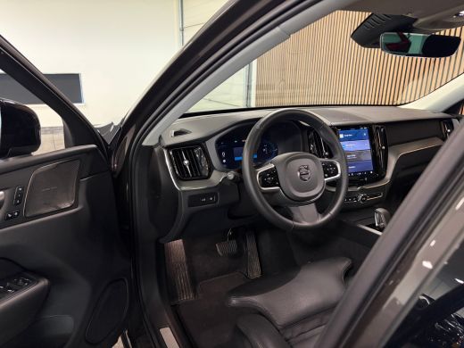 Volvo  XC60 T8 AWD Recharge Ultra Dark | Luchtvering | Trekhaak | 360 Camera | Head-Up Display | 455pk | Harm... ActivLease financial lease