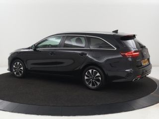 Kia Ceed 1.6 GDI PHEV DynamicPlusLine | Trekhaak | Stoelverwarming | Adaptive cruise | Camera | Carplay | ...